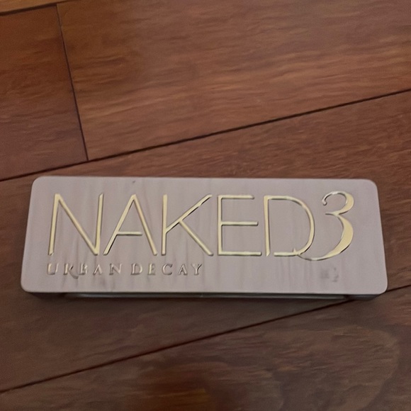 Naked 3 eyeshadow Palette - Picture 1 of 1